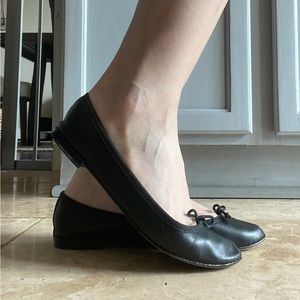 Repetto cendrillon black rare leather baller flats